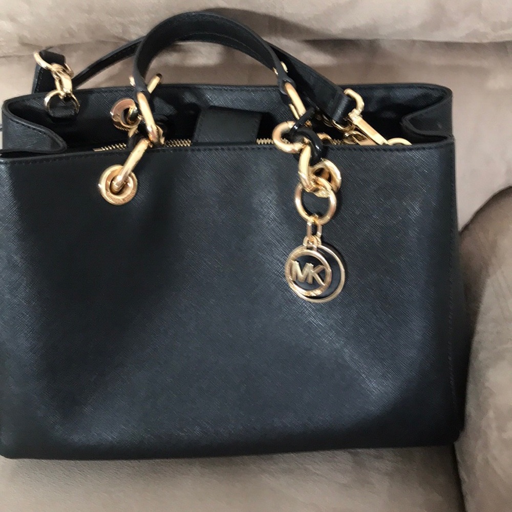 New Beautiful black Michael Kors purse “New”
